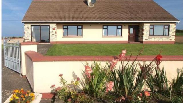 The Bungalow Villa Doonbeg Exterior photo